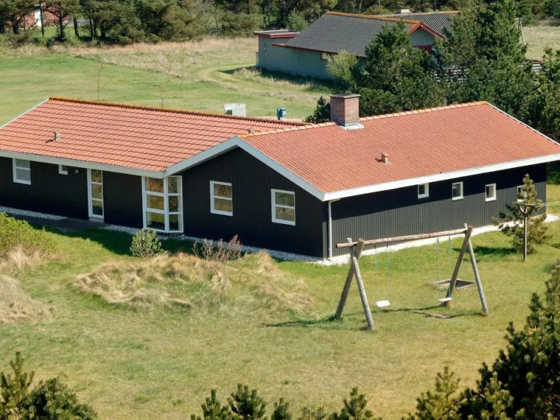 Billede 14 af 10 Person Holiday Home in Blavand