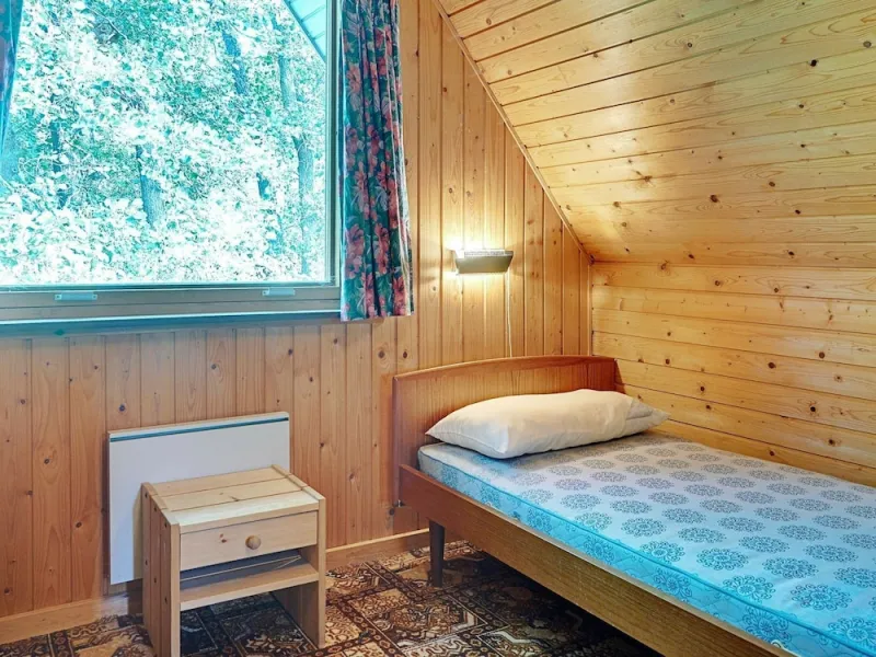 Billede 6 af Spacious Holiday Home in Aakirkeby near Sea