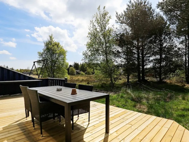 Billede 2 af 9 Person Holiday Home in Bindslev