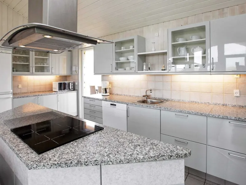 Billede 19 af 10 Person Holiday Home in Lokken