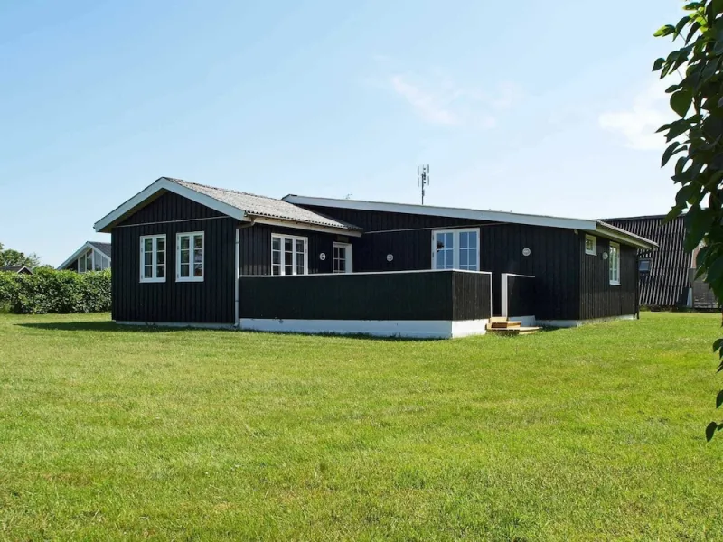 8 Person Holiday Home in Hemmet
