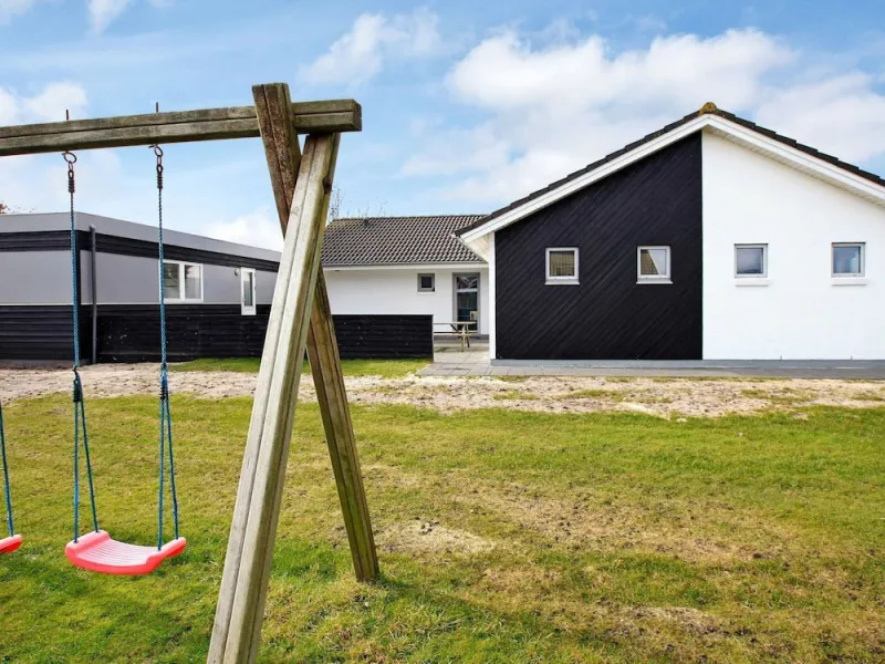 Billede 24 af 10 Person Holiday Home in Blavand