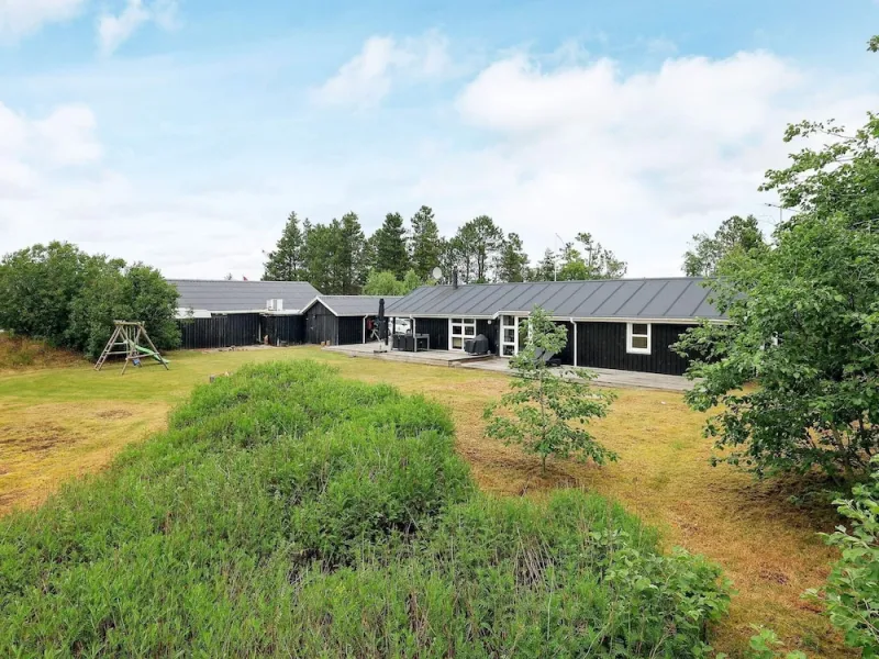Billede 2 af 8 Person Holiday Home in Jerup