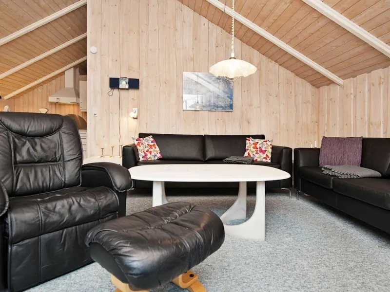 Billede 3 af 6 Person Holiday Home in Oksbol