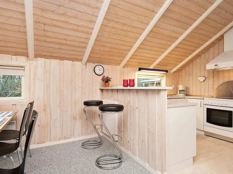 Billede 5 af 6 Person Holiday Home in Oksbol