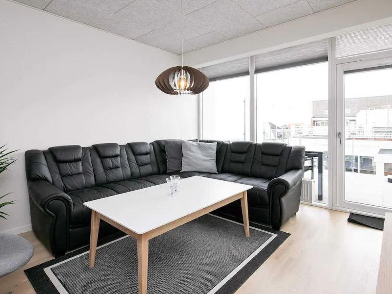 Billede 3 af 8 Person Holiday Home in Ringkobing