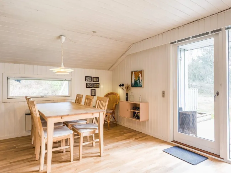 Billede 9 af 6 Person Holiday Home in Blavand