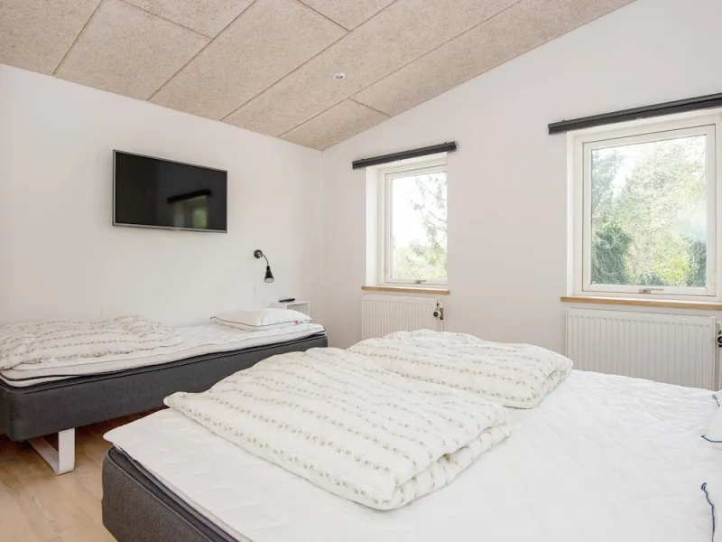 Billede 2 af 10 Person Holiday Home in Knebel