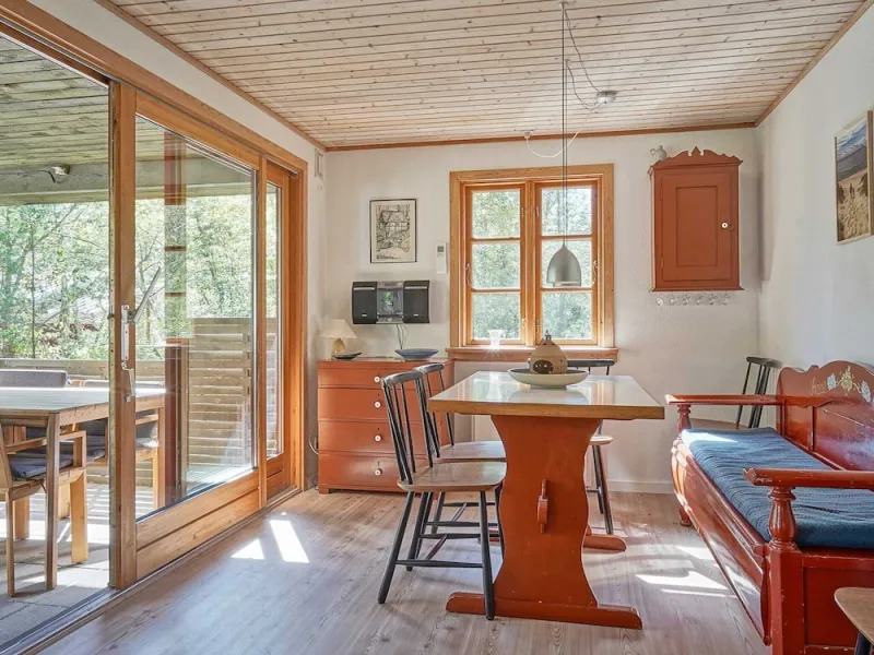 Billede 13 af 6 Person Holiday Home in Aakirkeby