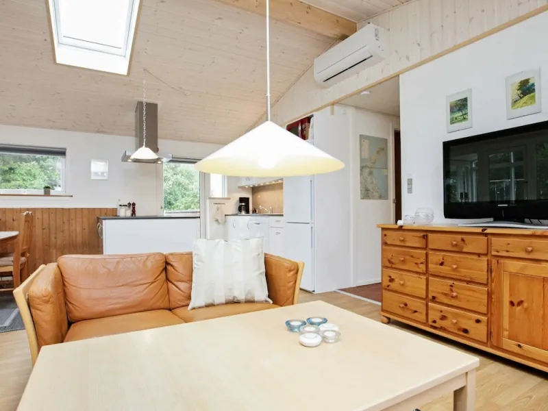 Billede 4 af 6 Person Holiday Home in Jerup