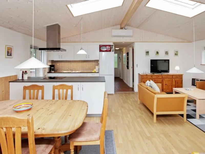 Billede 6 af 6 Person Holiday Home in Jerup