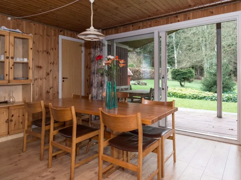 Billede 10 af 6 Person Holiday Home in Farvang