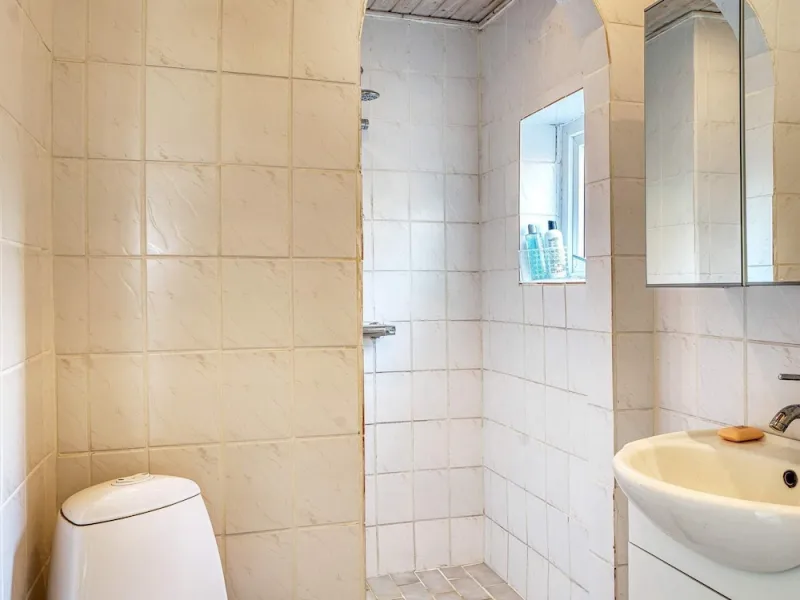 Billede 2 af 5 Person Holiday Home in Bandholm