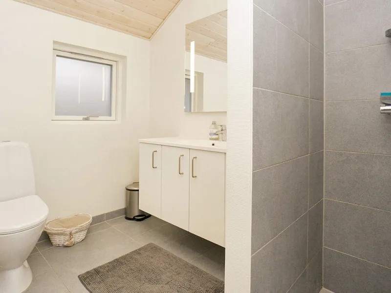 Billede 18 af 6 Person Holiday Home in Melby