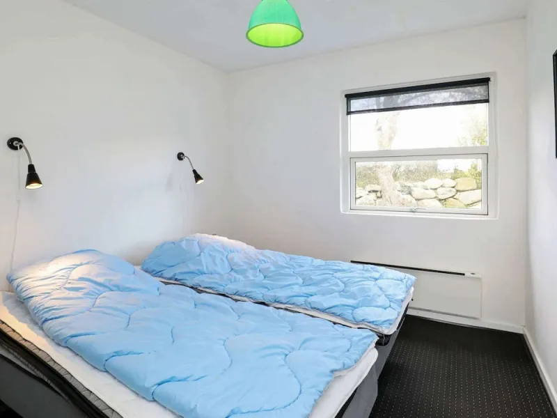 Billede 2 af 8 Person Holiday Home in Frorup