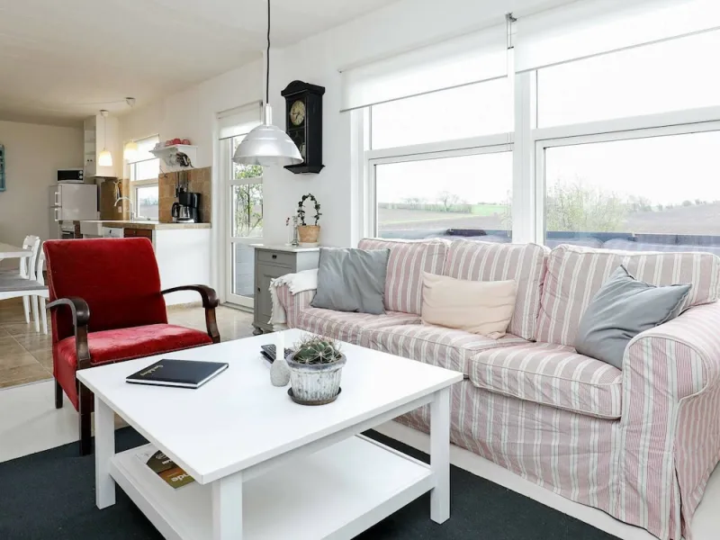 Billede 21 af 8 Person Holiday Home in Frorup
