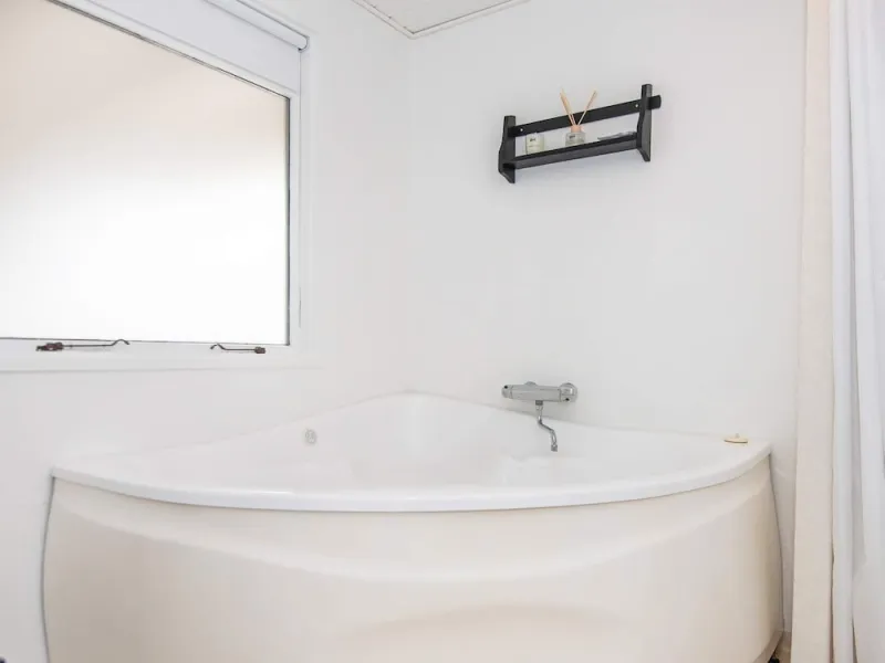 Billede 8 af 6 Person Holiday Home in Borkop