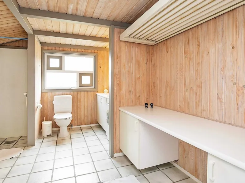 Billede 2 af 6 Person Holiday Home in Jerup