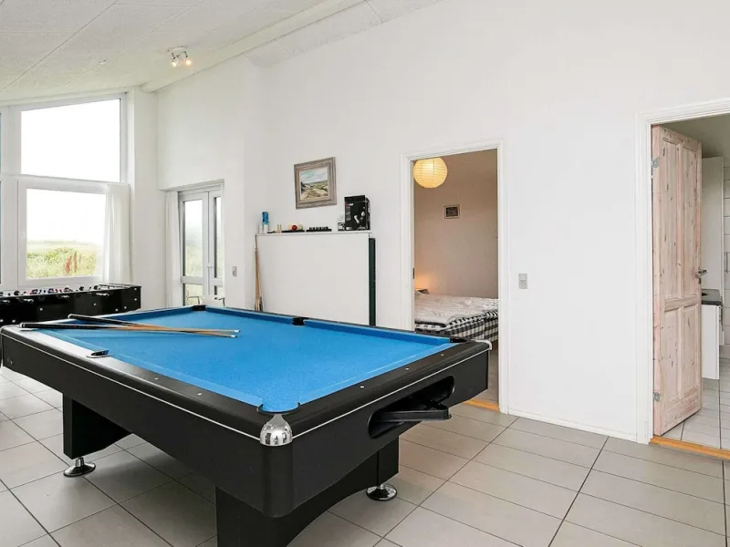 Billede 2 af 10 Person Holiday Home in Lokken-by Traum