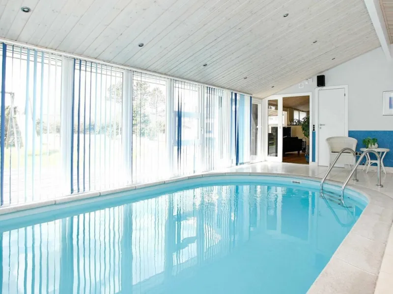 Billede 2 af 10 Person Holiday Home in Jerup