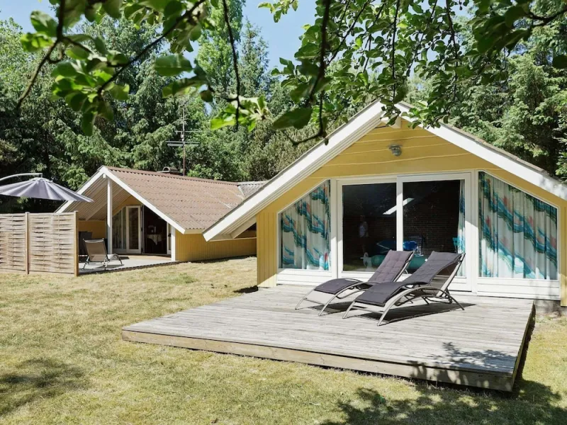 8 Person Holiday Home in Aakirkeby