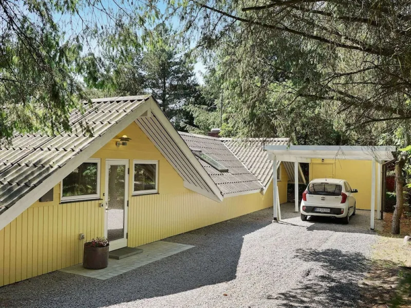 Billede 18 af 8 Person Holiday Home in Aakirkeby