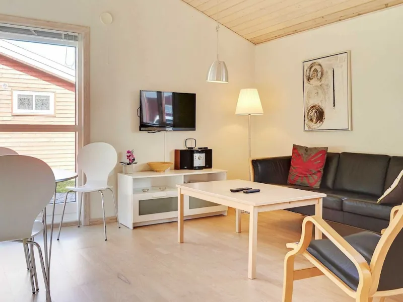 Billede 2 af 6 Person Holiday Home in Gudhjem-by Traum