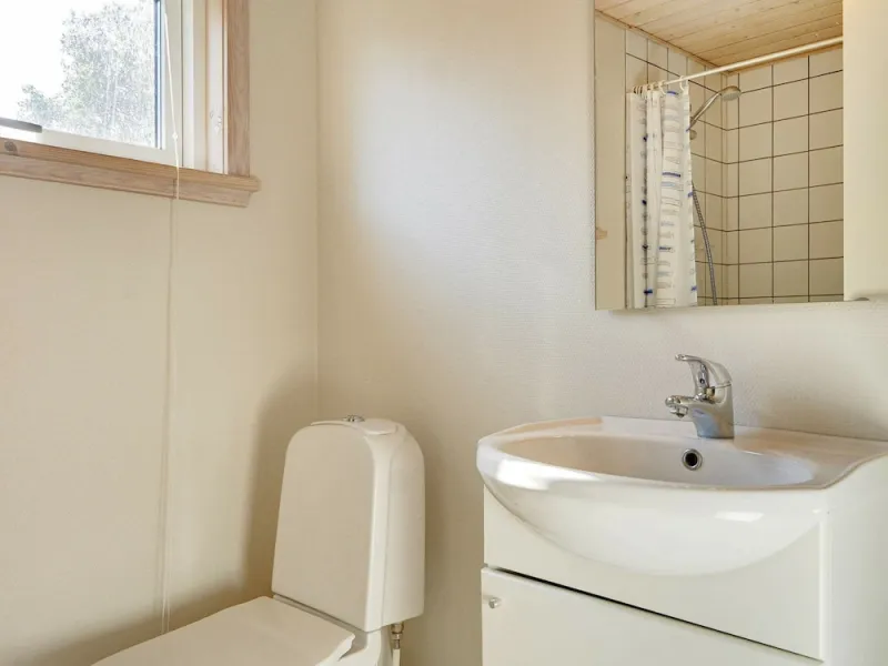 Billede 13 af 6 Person Holiday Home in Gudhjem-by Traum