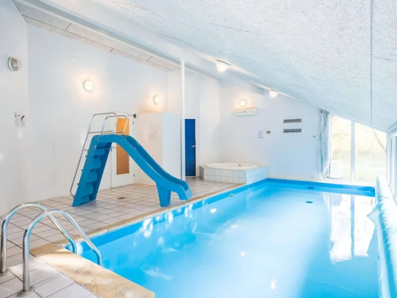 Billede 6 af 10 Person Holiday Home in Norre Nebel