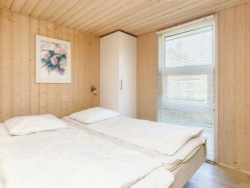 Billede 23 af 6 Person Holiday Home in Albaek