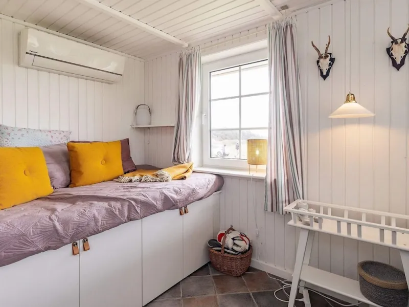 Billede 10 af Cozy Holiday Home in Lokken near Sea