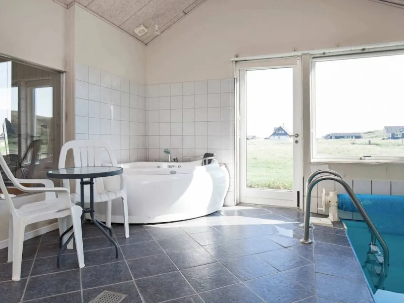 Foto 2 von 10 Person Holiday Home in Harboore