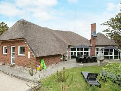 Billede 26 af 12 Person Holiday Home in Blavand