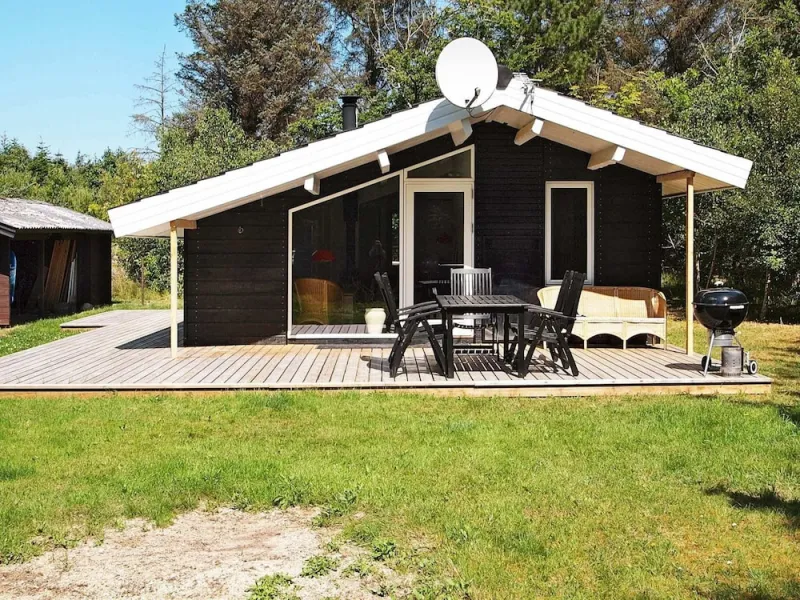 4 Person Holiday Home in Lokken