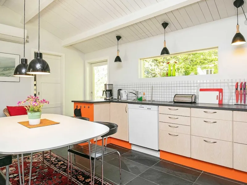 Billede 7 af 4 Person Holiday Home in Lokken