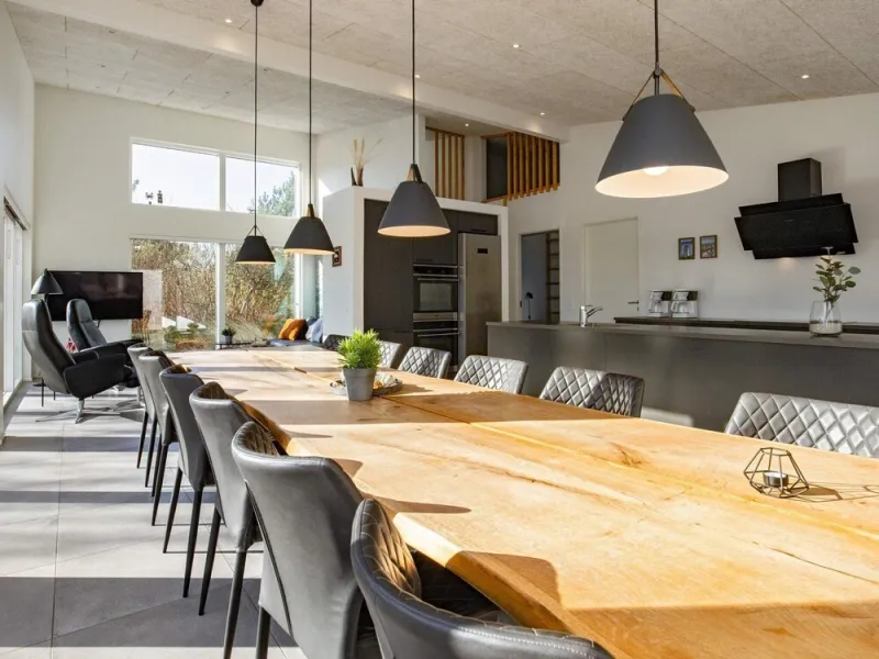Billede 8 af 14 Person Holiday Home in Blavand
