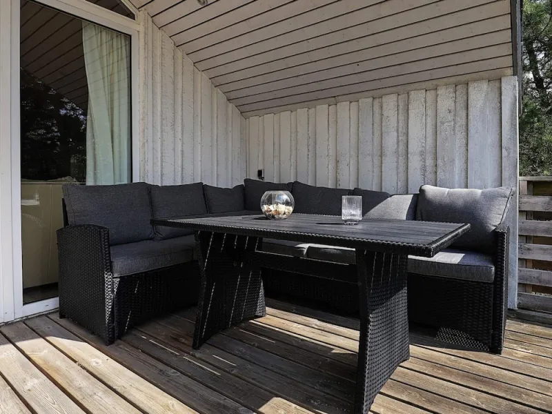 Billede 2 af Vibrant Holiday Home in Blåvand near Sea