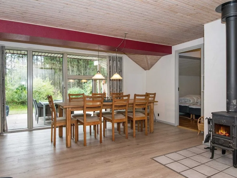 Billede 2 af 10 Person Holiday Home in Henne
