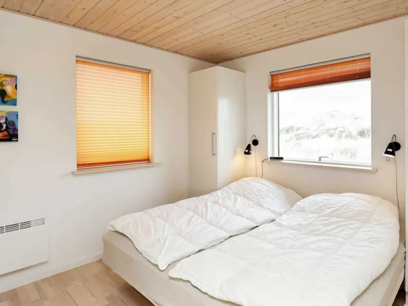 10 Person Holiday Home in Hvide Sande