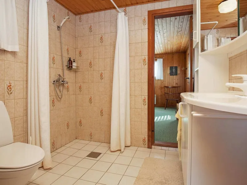 Billede 16 af 6 Person Holiday Home in Hundested