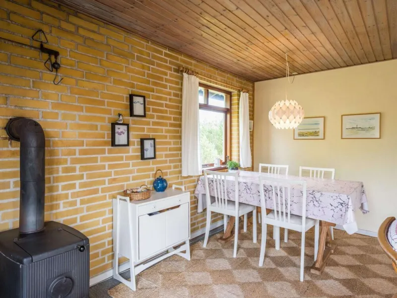 Billede 6 af 6 Person Holiday Home in Blavand