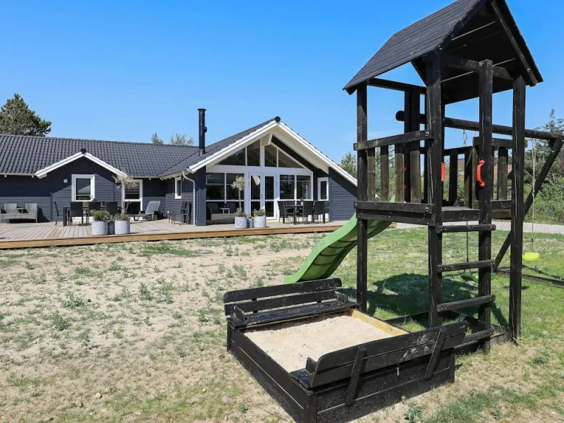 Billede 34 af 12 Person Holiday Home in Blavand