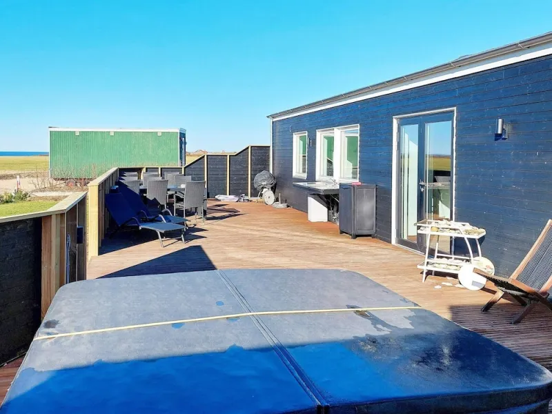 Billede 4 af Luxurious Holiday Home in Jutland with Outdoor Hot Tub