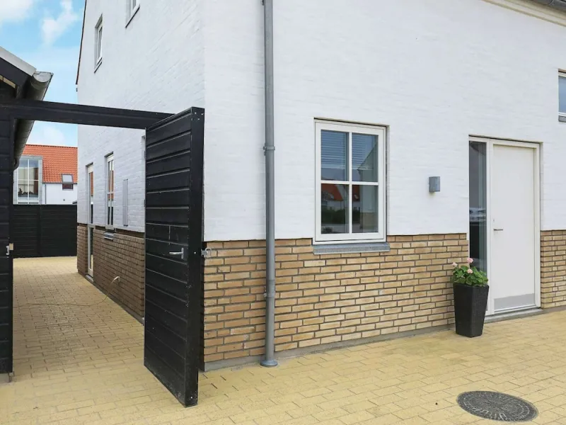 Billede 16 af 8 Person Holiday Home in Lokken