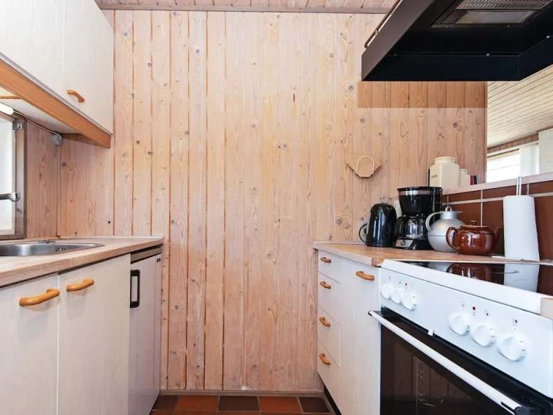 Billede 5 af 5 Person Holiday Home in Hvide Sande