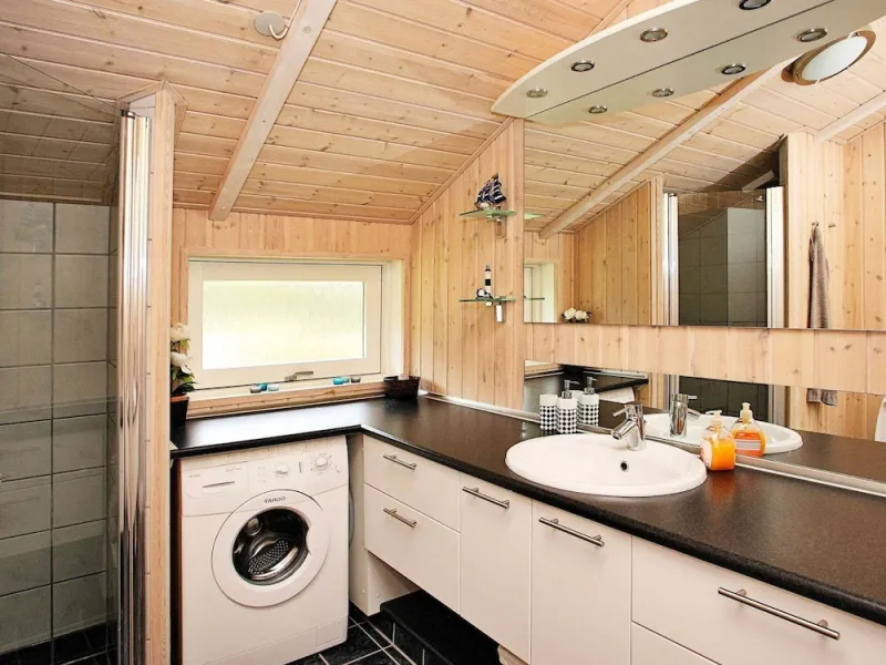 Billede 8 af 5 Person Holiday Home in Albaek