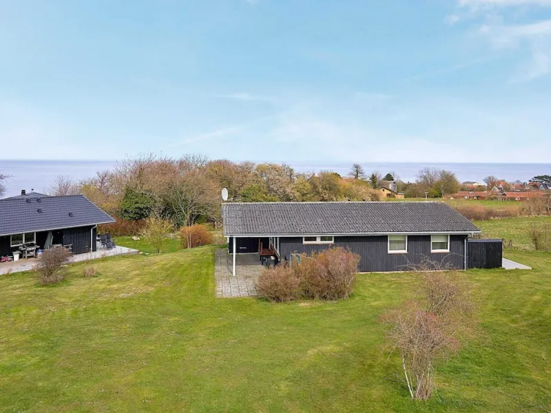 Billede 4 af 6 Person Holiday Home in Allinge