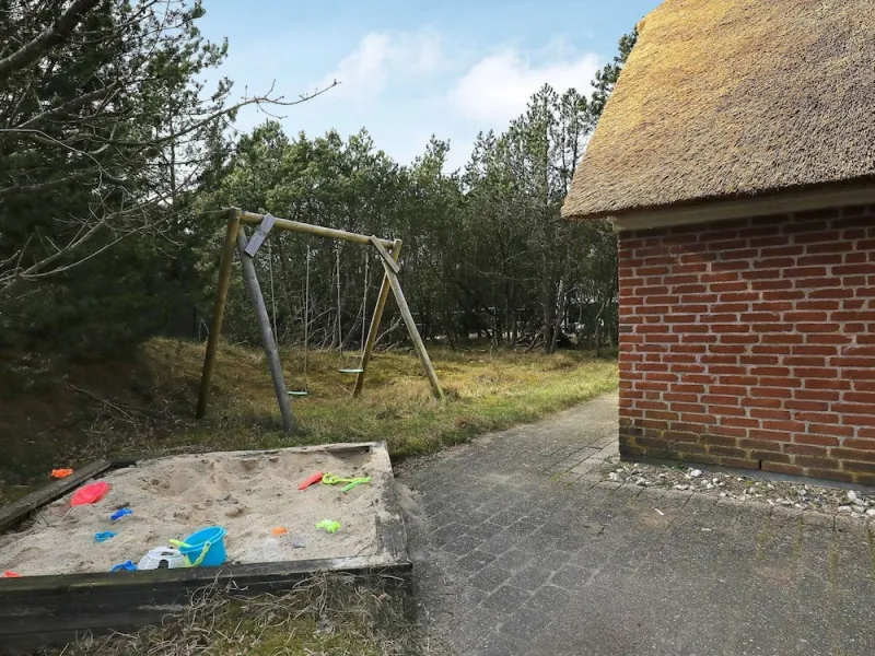 Billede 20 af 10 Person Holiday Home in Oksbol