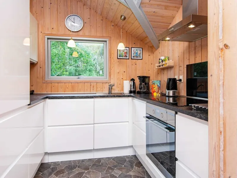 Billede 8 af 5 Person Holiday Home in Oksbol