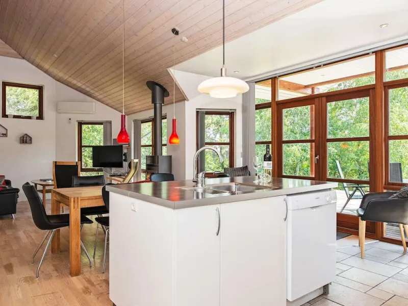 Billede 2 af 8 Person Holiday Home in Romo